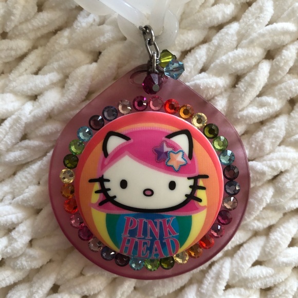 RARE Tarina Tarantino Hello Kitty Necklace - Picture 2 of 6